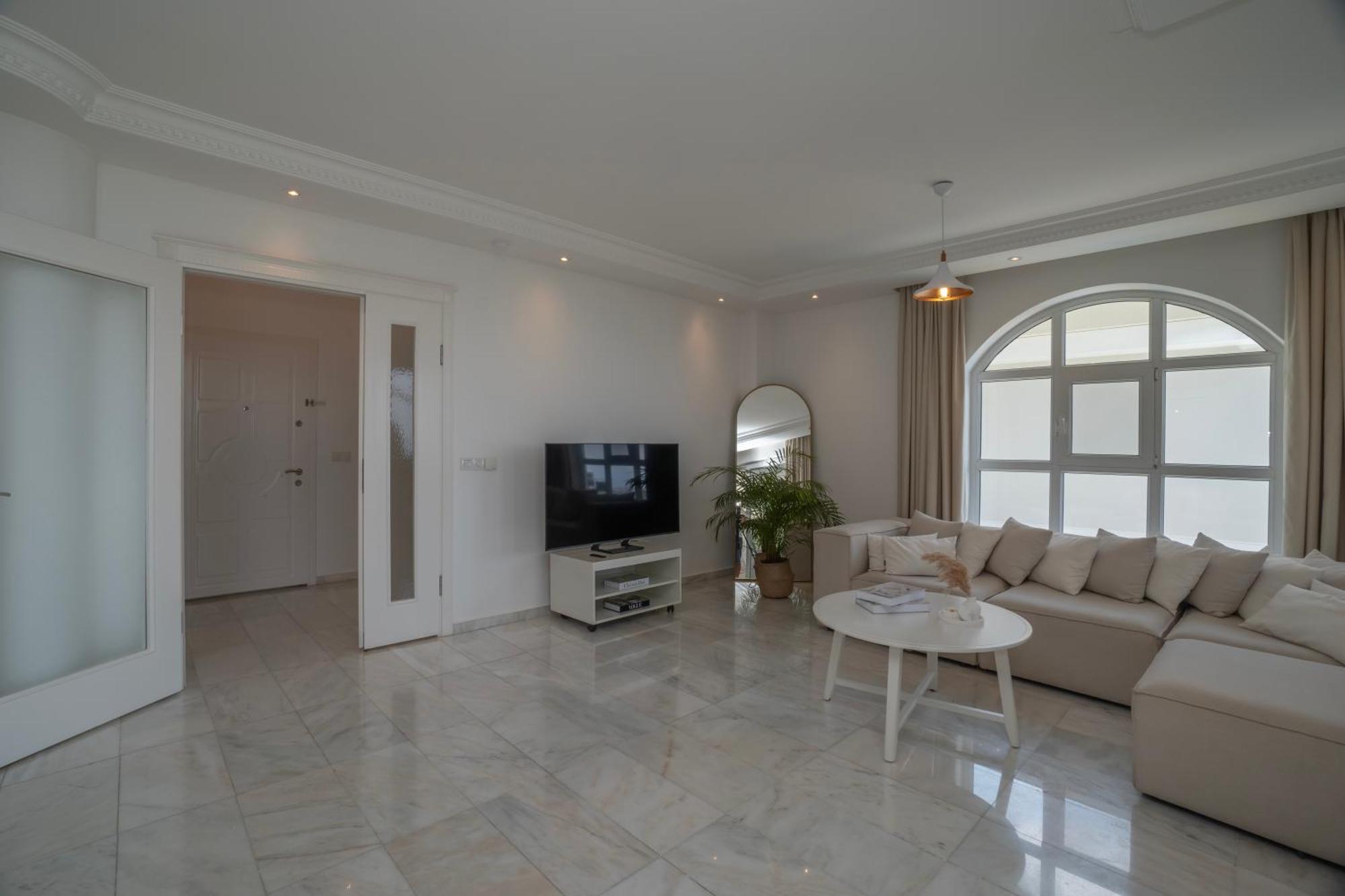Mit Einzigartigem Ausblick Daire