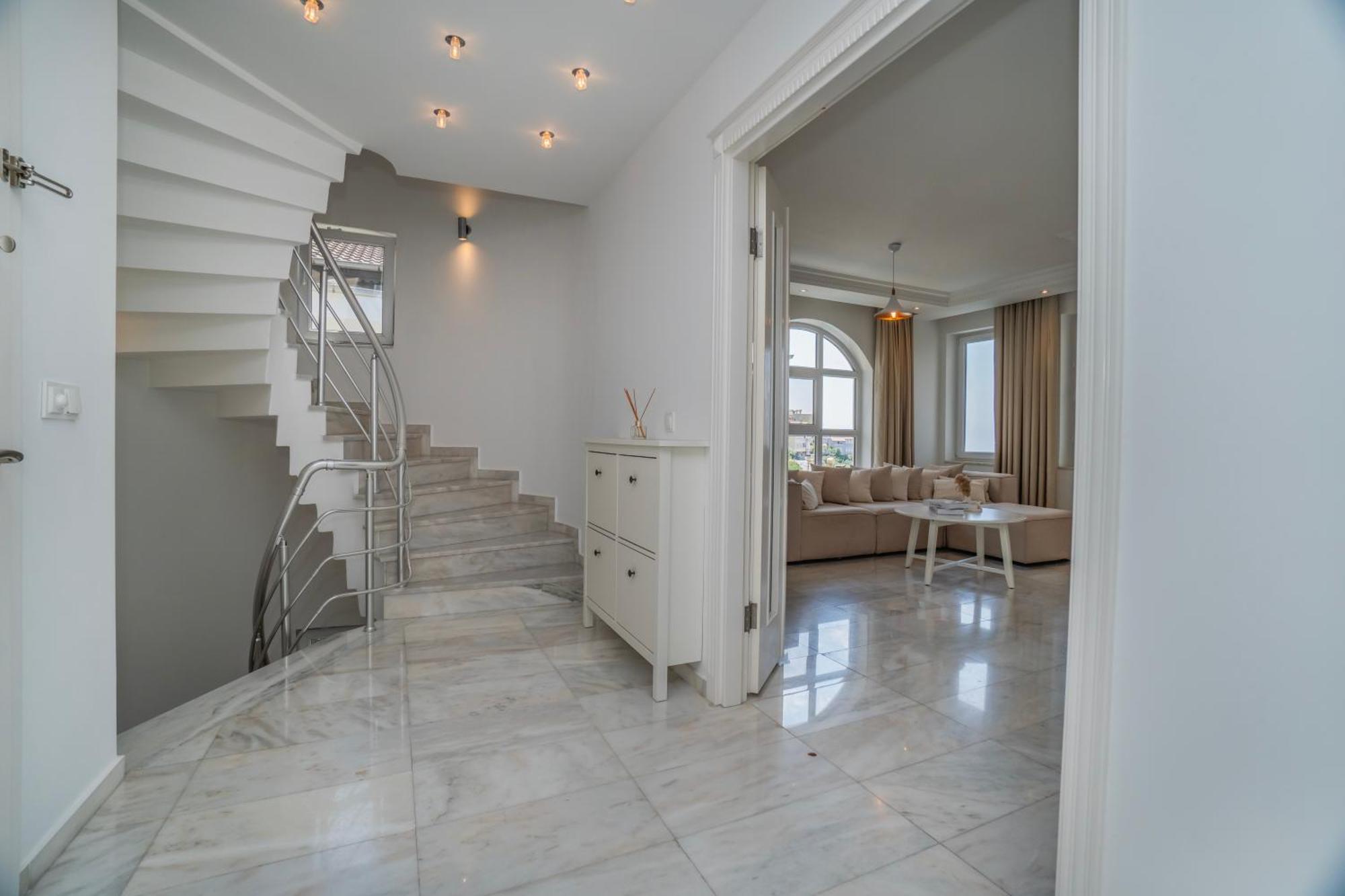 Mit Einzigartigem Ausblick Daire