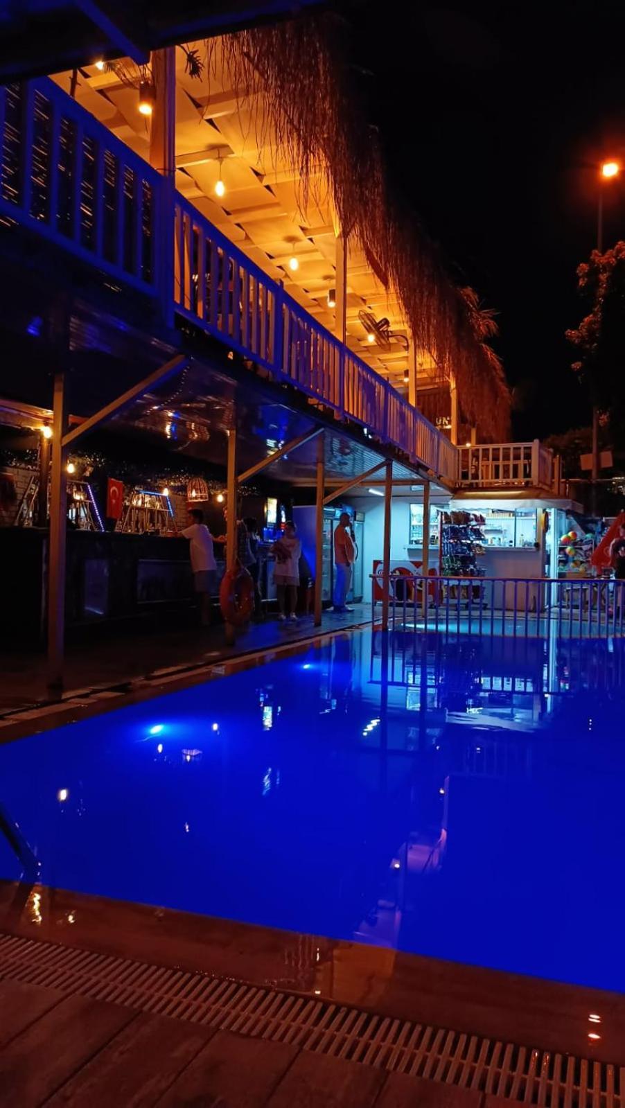 Hotel Semt Luna