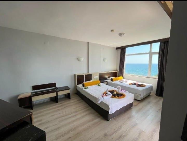 Semt Luna Hotel 2*