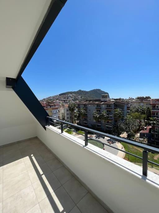 Appartement 3-1 Duplex 500 Meters To Cleopatra *