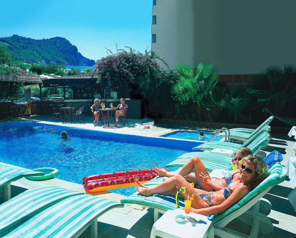 Aroma Hotel 3*