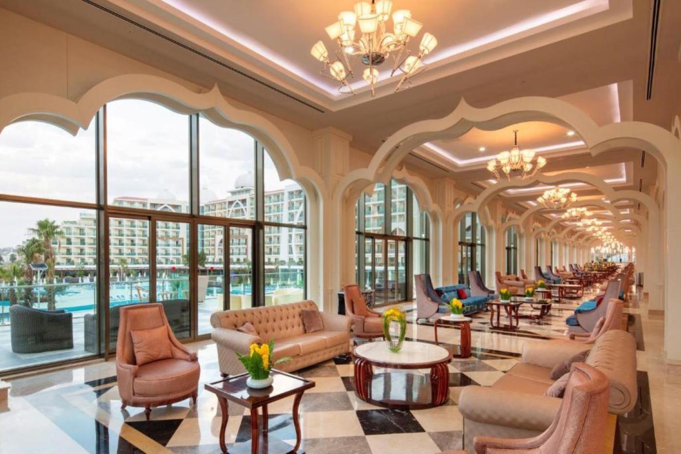 Xafira Deluxe & Hotel 5*