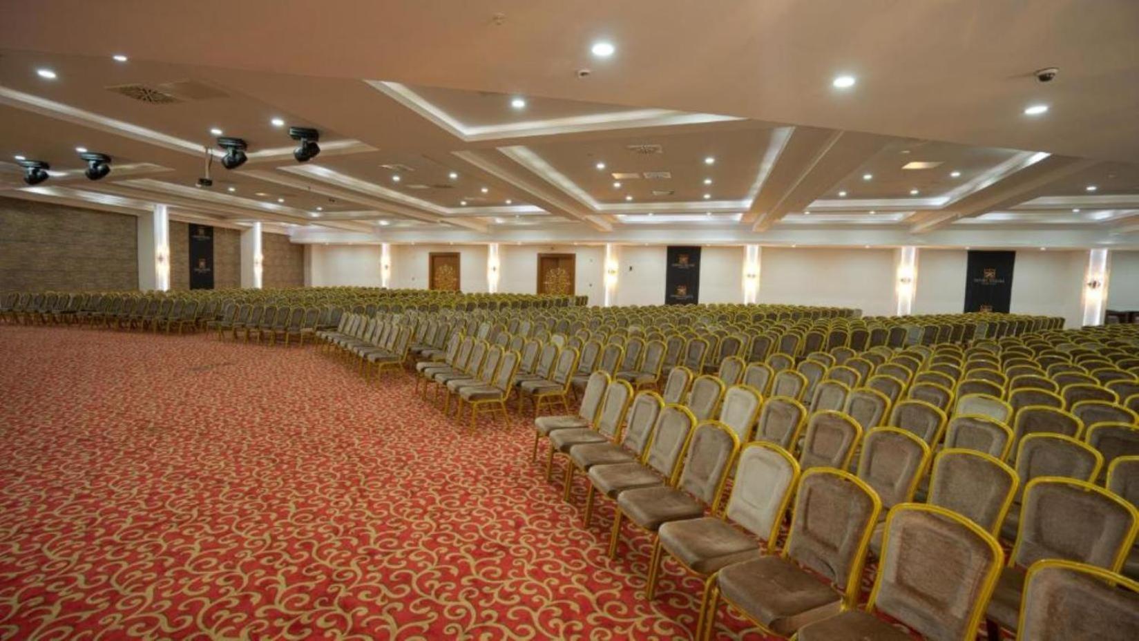 Xafira Deluxe & Hotel