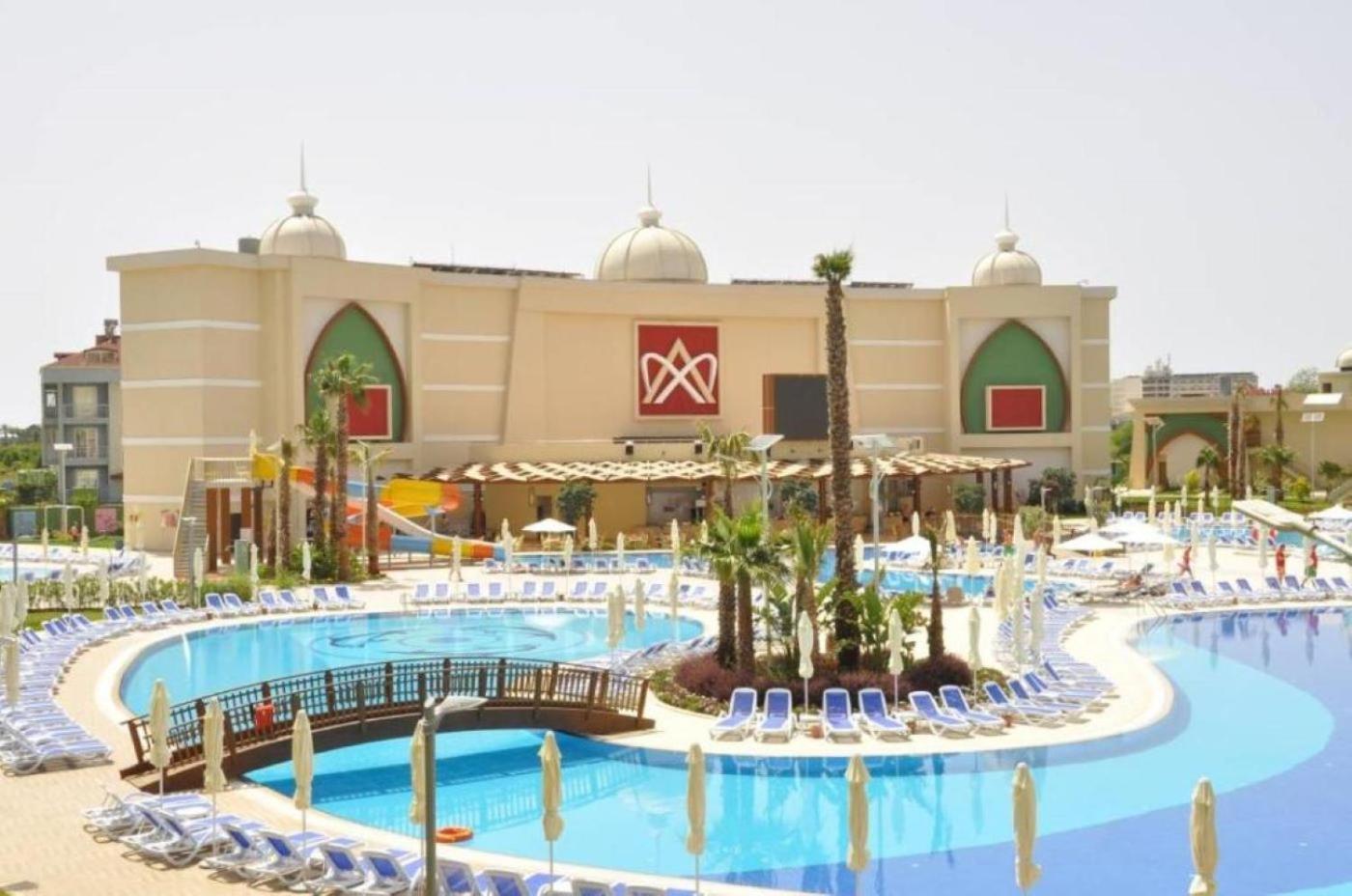Xafira Deluxe & Hotel Turkler