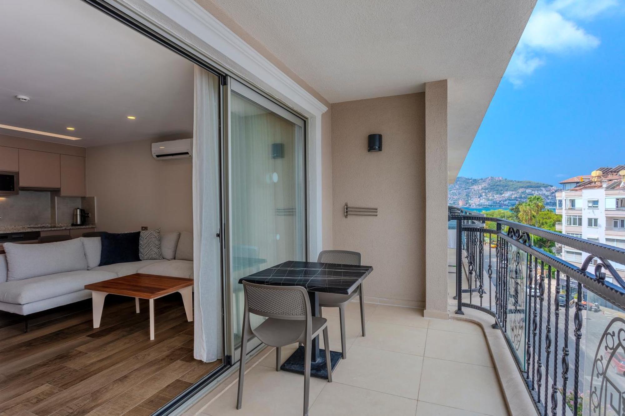 Garden Luxury Apartment *