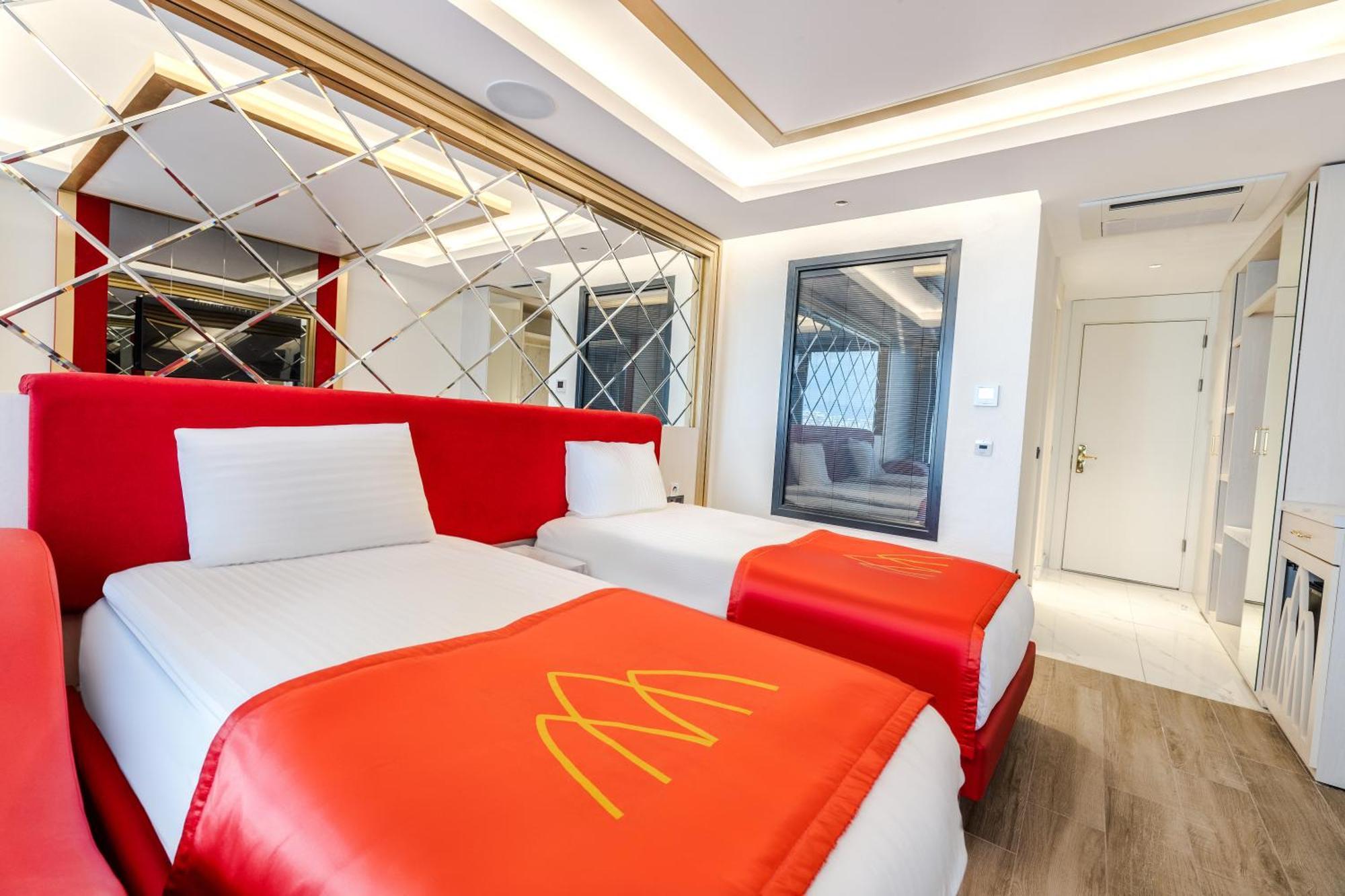 Granada Luxury Red Adult Only Hotel