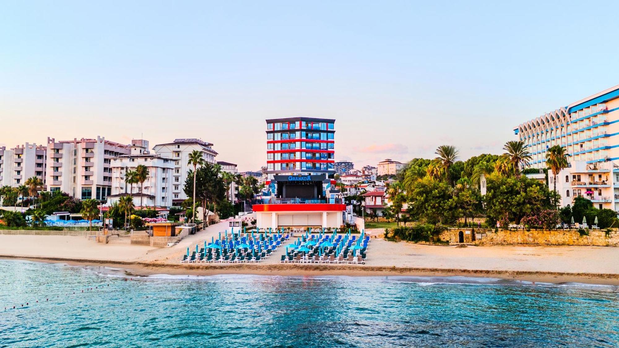 Hotel Granada Luxury Red Adult Only