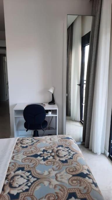 Gem Chic 2 - Br *