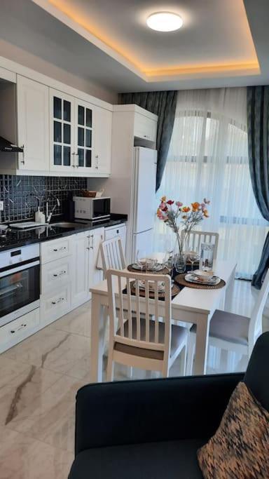 Apartment Gem Chic 2 - Br *