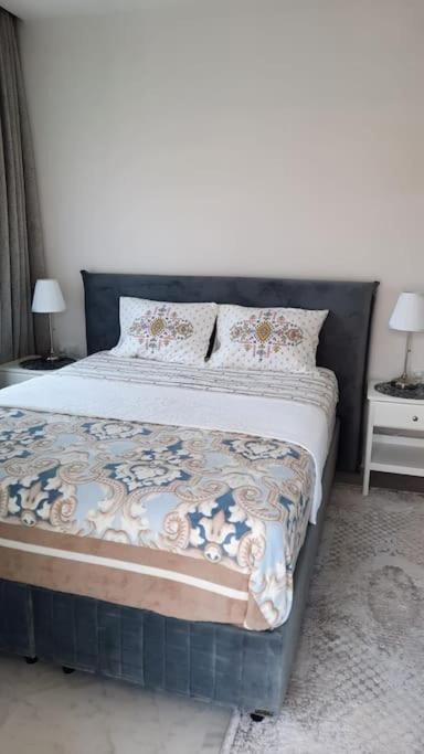 Gem Chic 2 - Br
