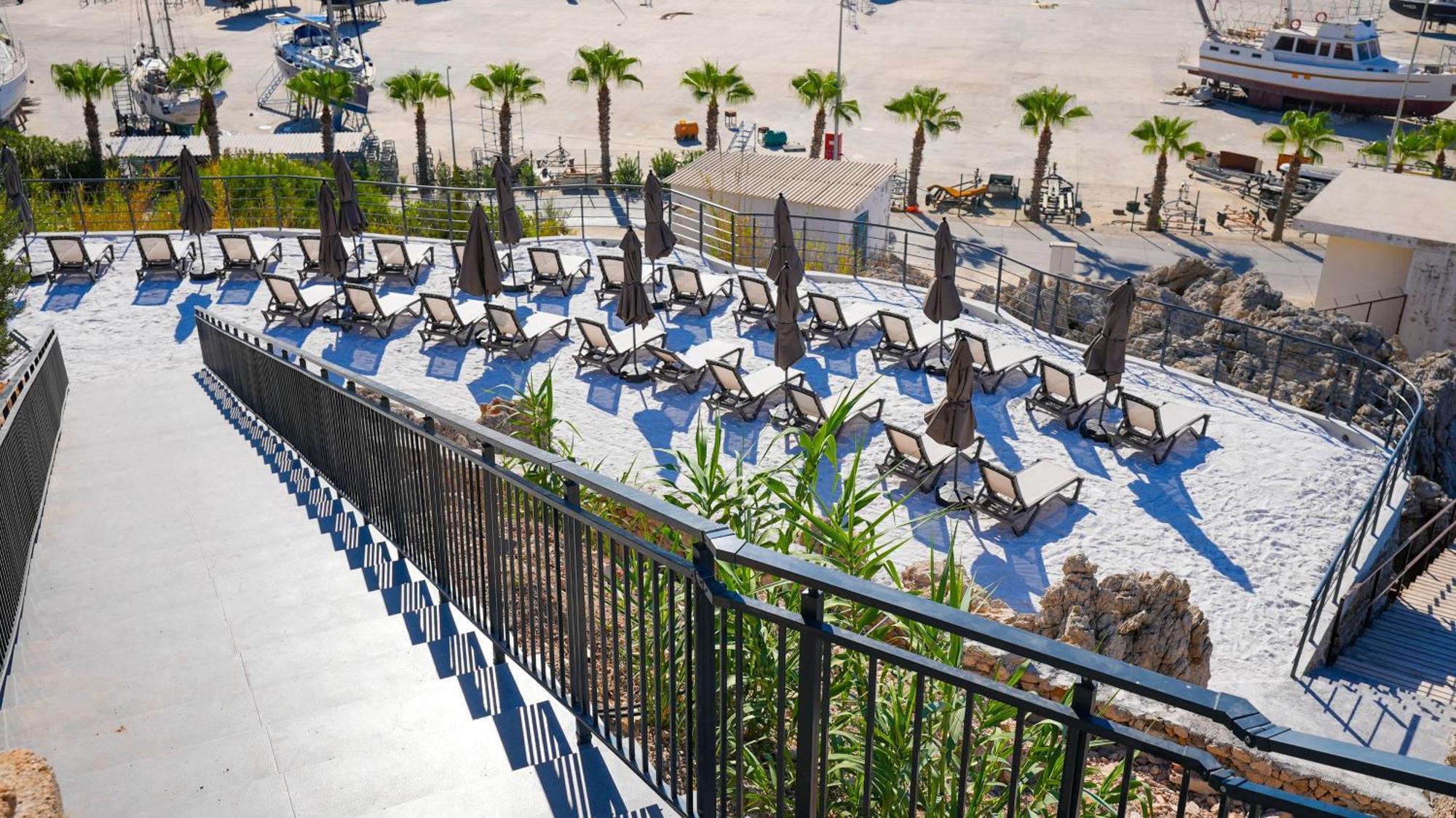 Hotel Ada Port Adults Only *