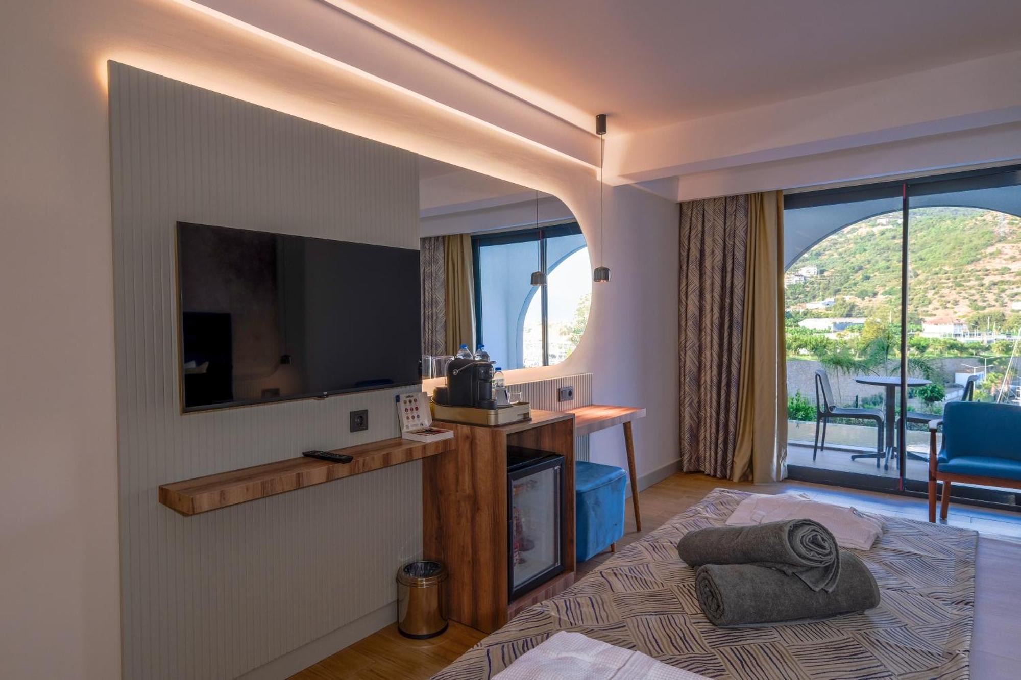 Ada Port Adults Only Hotel