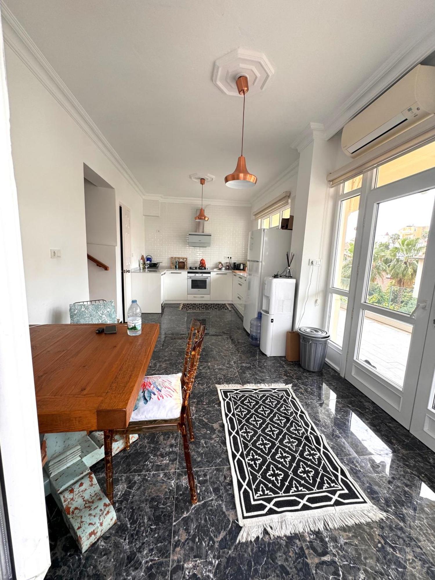 Villa Mit Garten, 500 M Zum Strand, In Der Naehe Der Stadt
