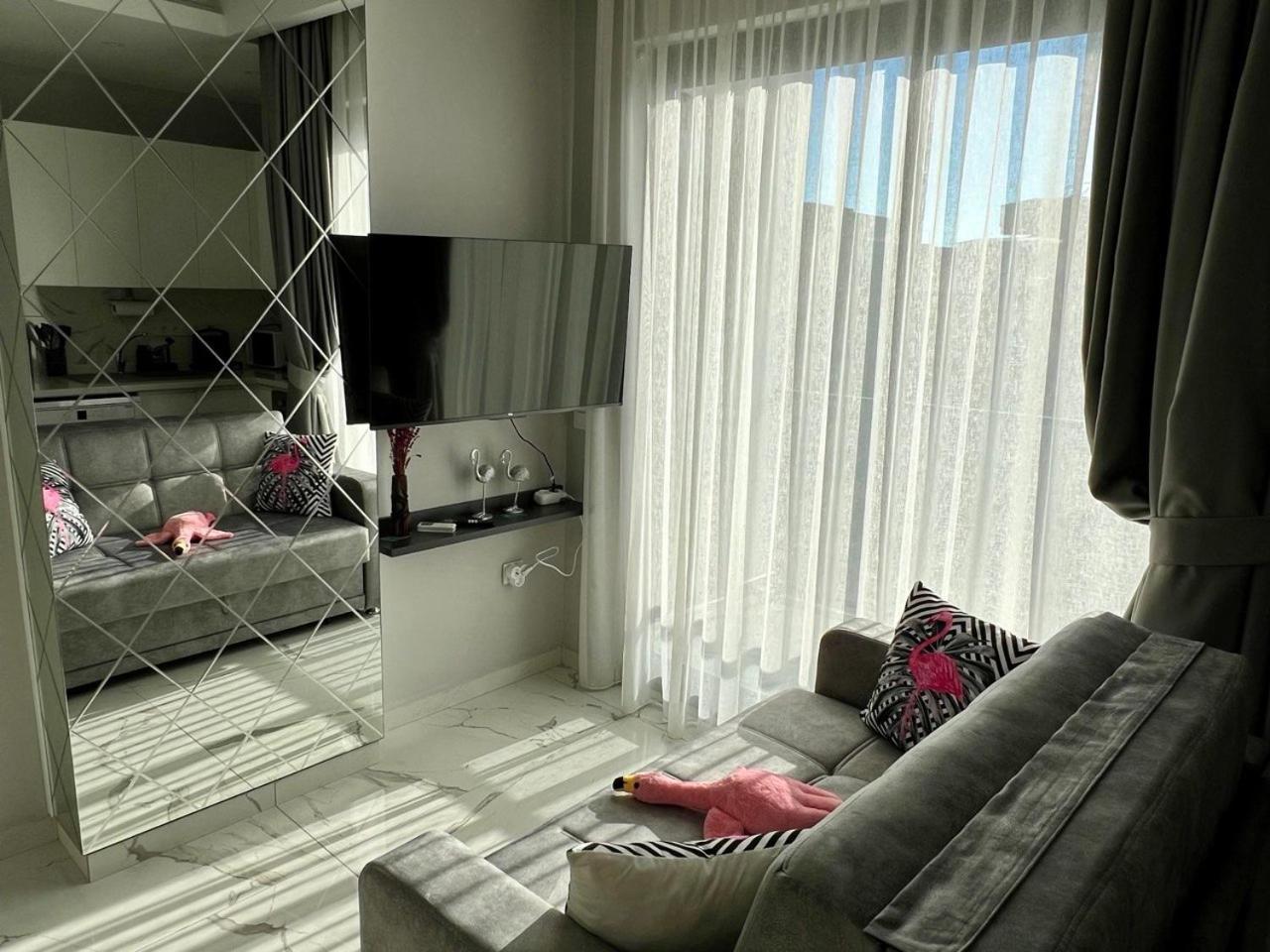 Flamingo - Stylish Near The Beach, In The Heart Of Alanya