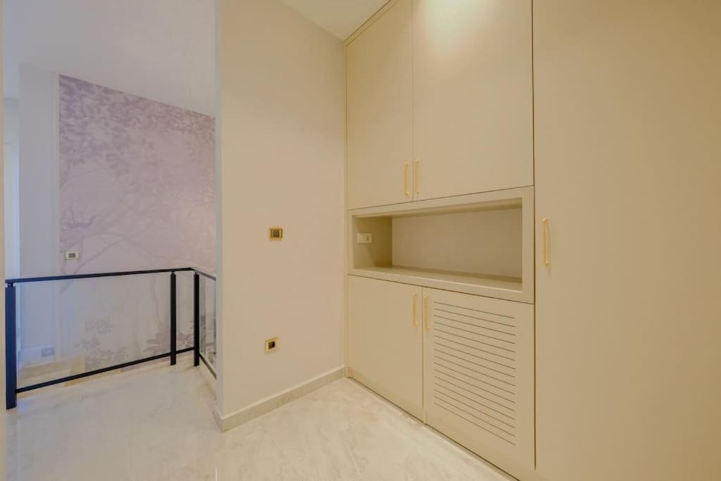 Besthome 36-37 The Legend Apartment *