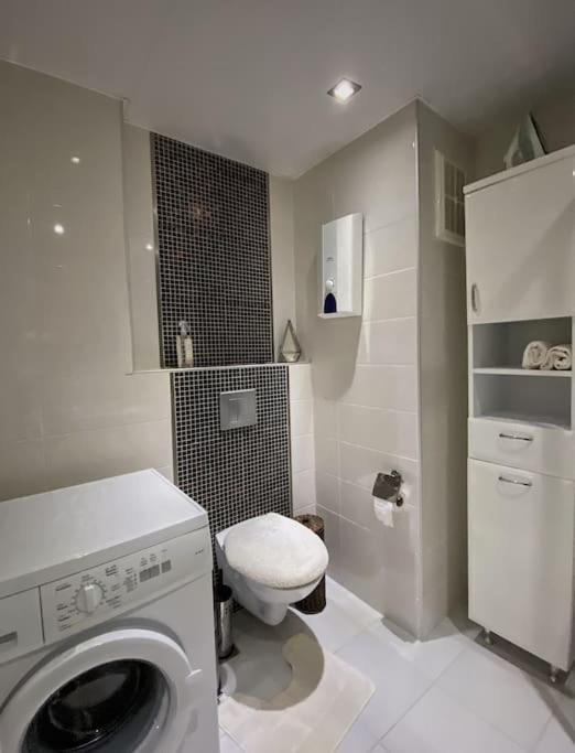 Apartment Hygge Flat With Heated Floors & Sunny Balcony!