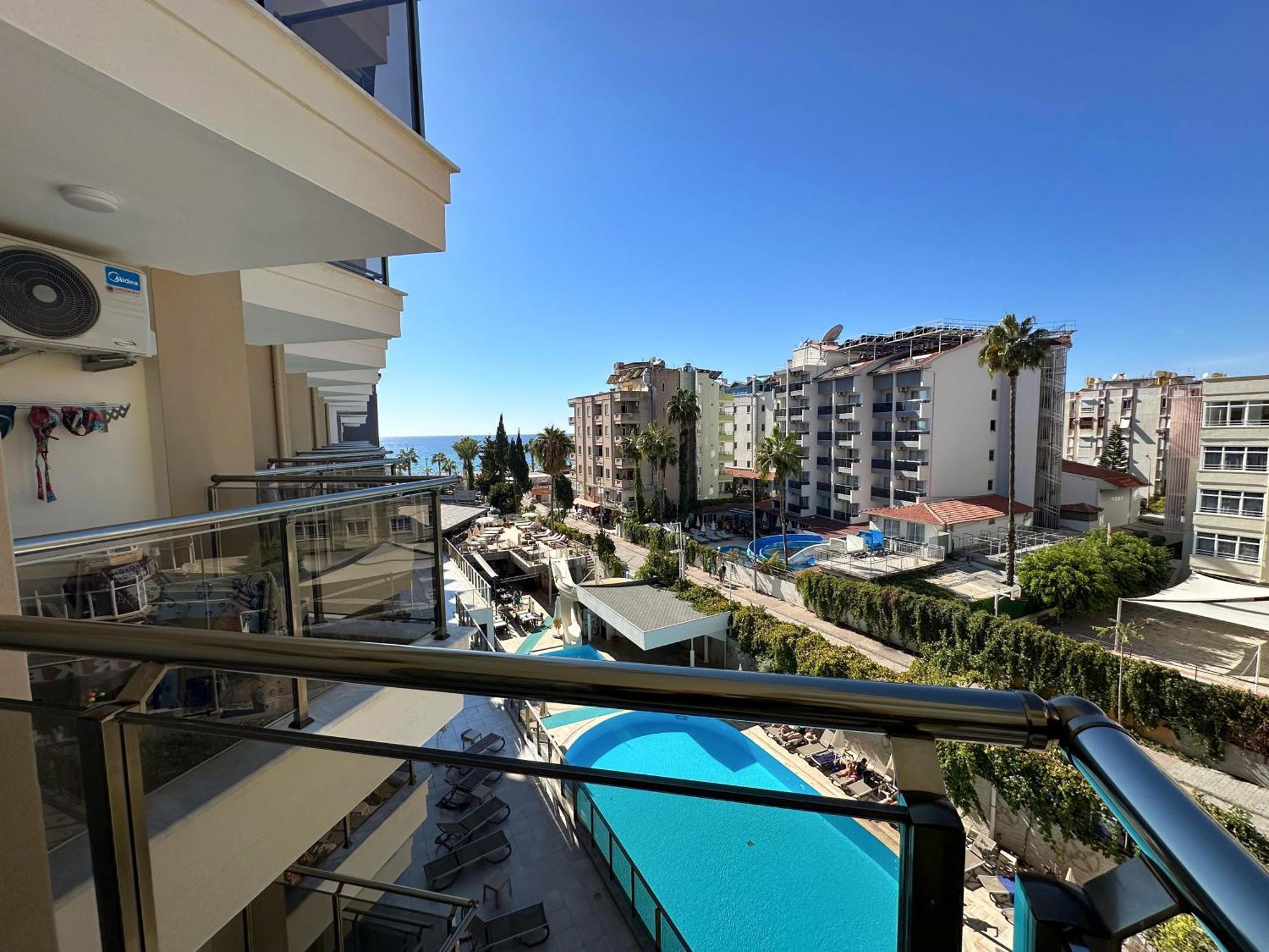 Monte Carlo Hotel 4*