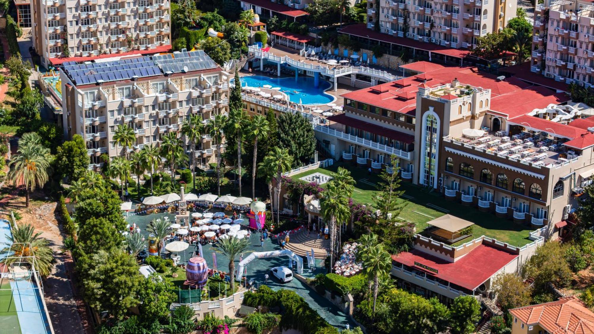 Otel Club Paradiso & 5*