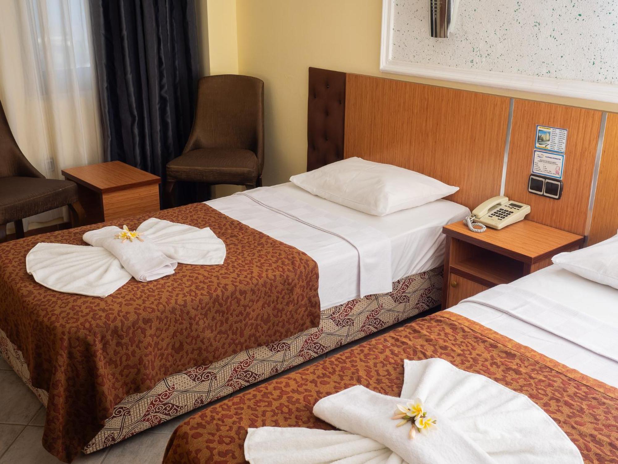 Otel Sun Fire 4*