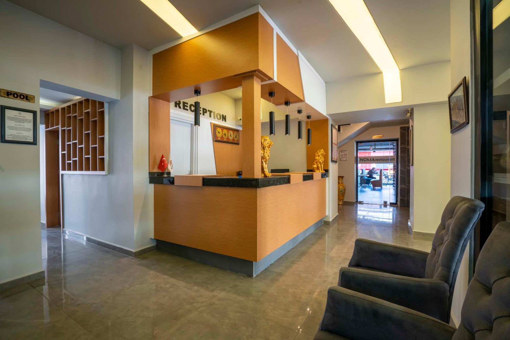 Aslan Corner Otel 3*