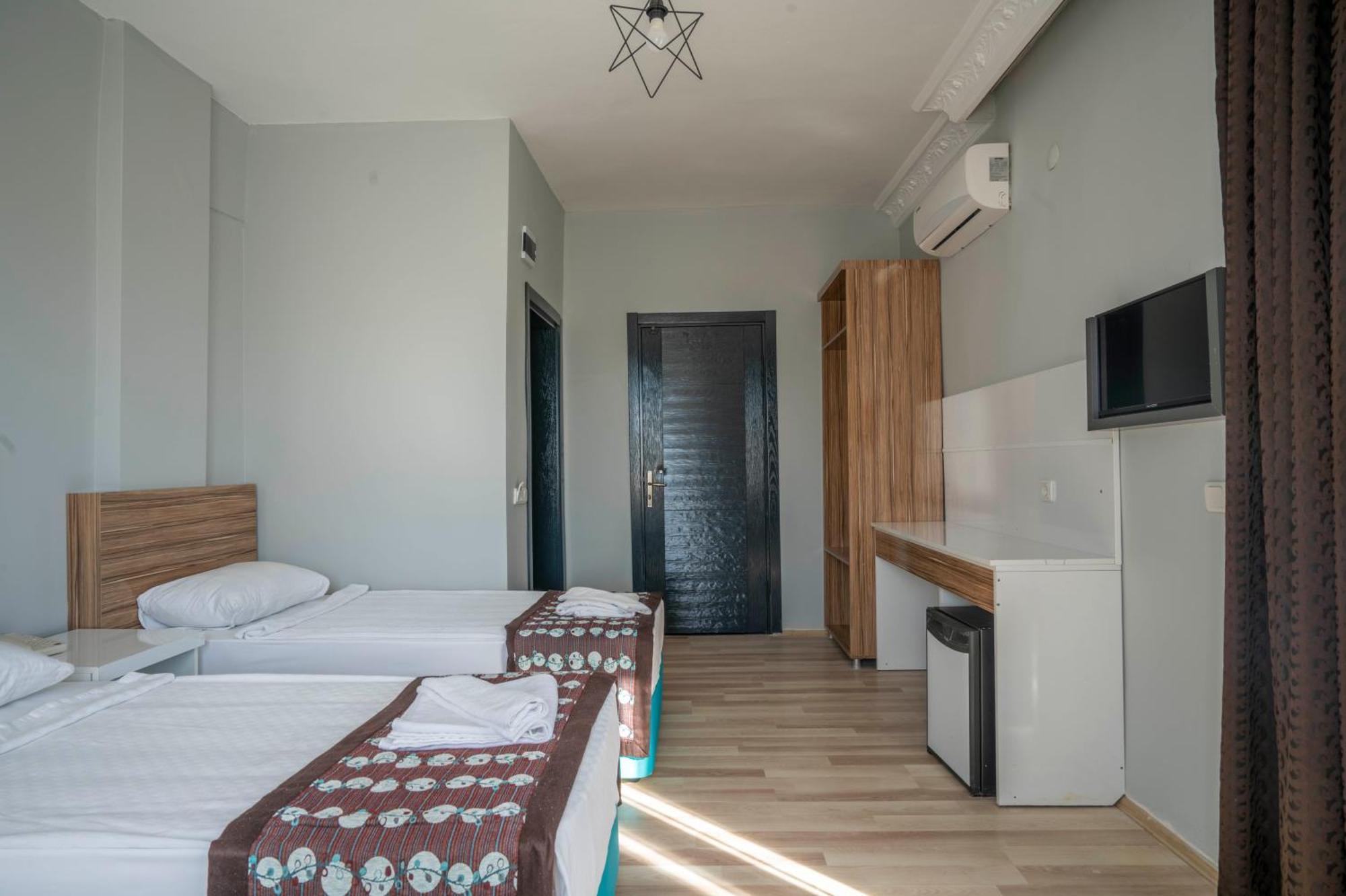 Otel Aslan Corner