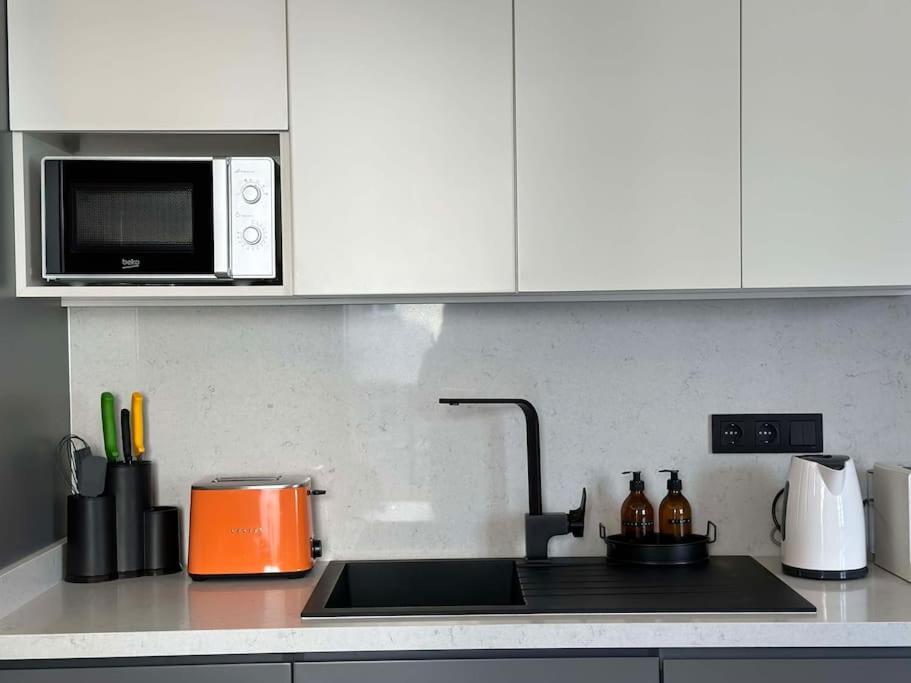 Modern Brand New With Pool & Cleopatra Apartment