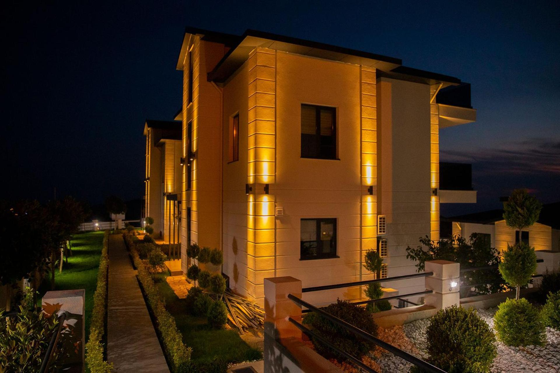 Antique Hills Aparthotel *
