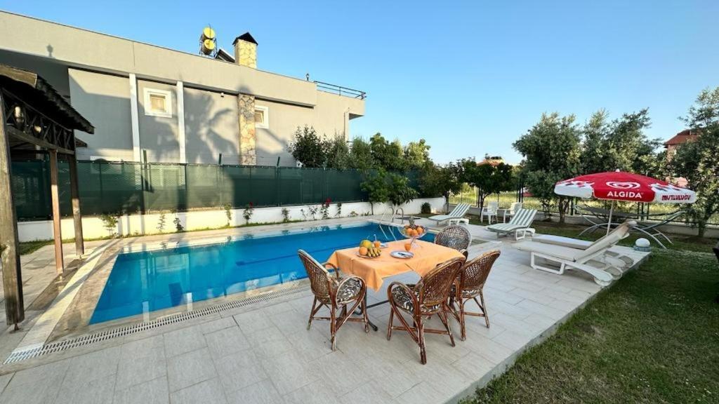 With Private Pool In Konakli Villa Alanya