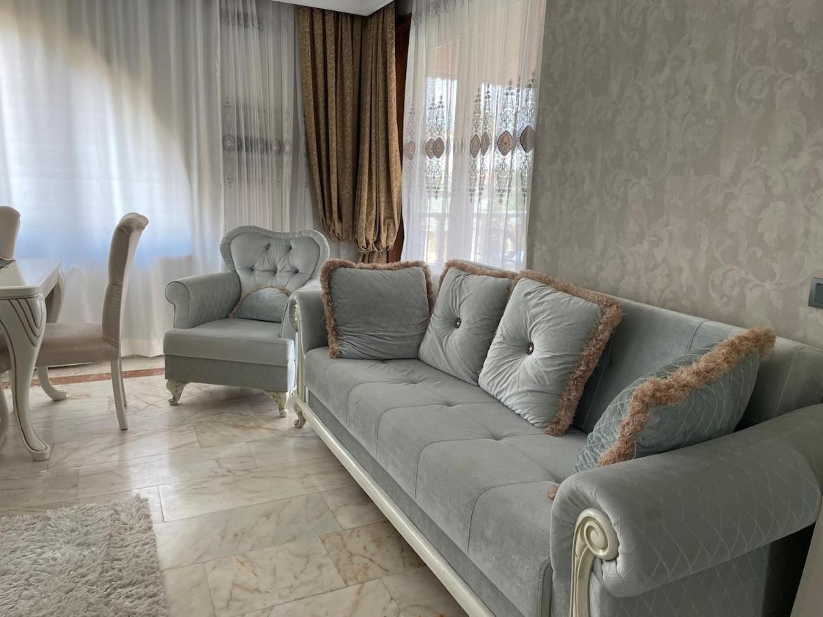 Luxury, 6 Bedroom, 3 Bathroom