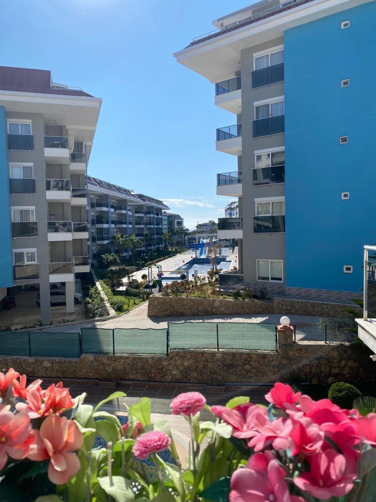 Kestel 100 Qm Teras, Pool Apartment *