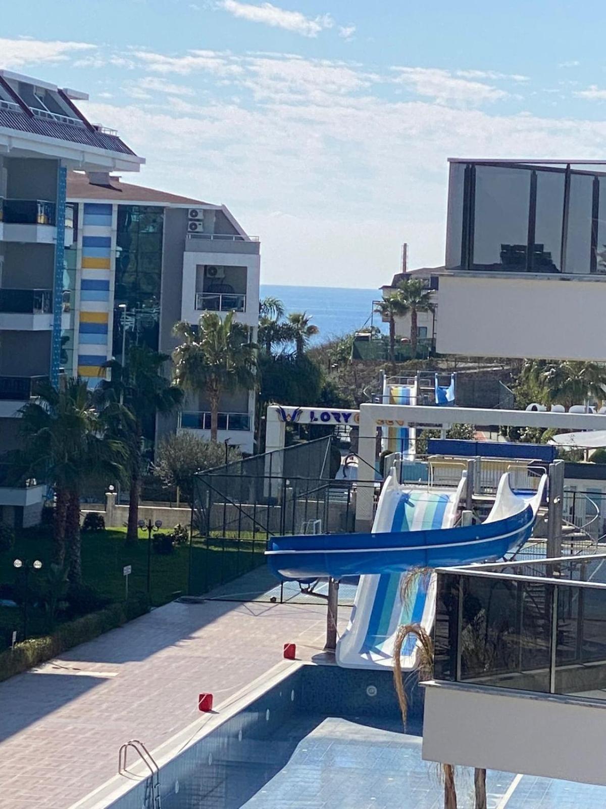 Kestel 100 Qm Teras, Pool Apartment Alanya