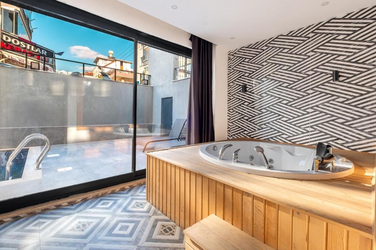 Duplex In The Heart Of Cleopatra, 200m To The Apartment *
