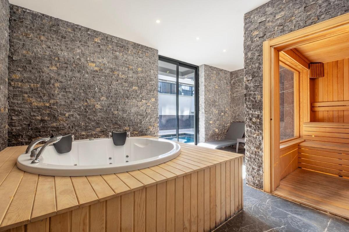 Duplex In Cleopatra, 200 M To The Appartement