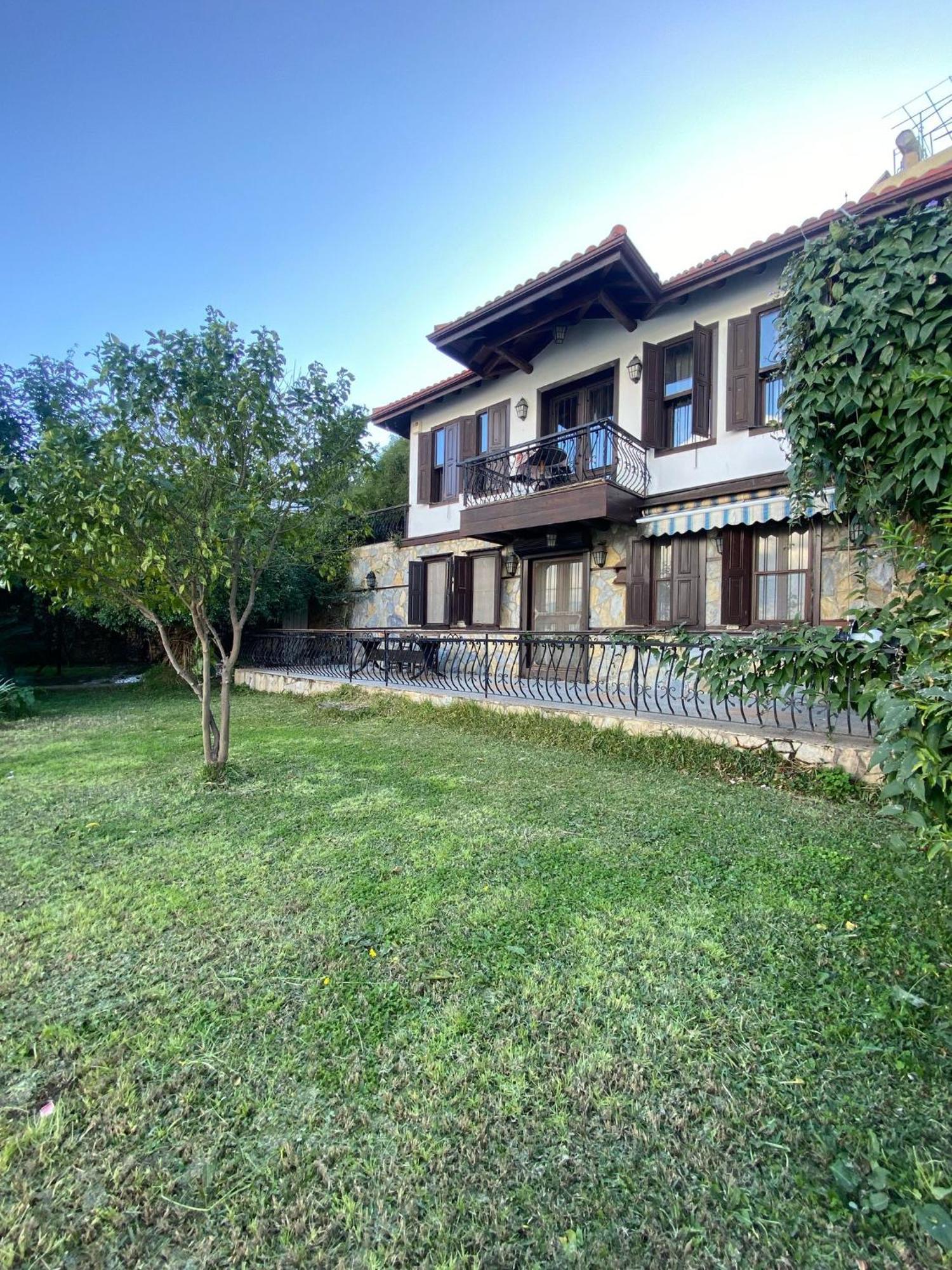 Villa Escape To History In A Stunning Stone House With Garden And Sea View In The Heart Of Alanya
