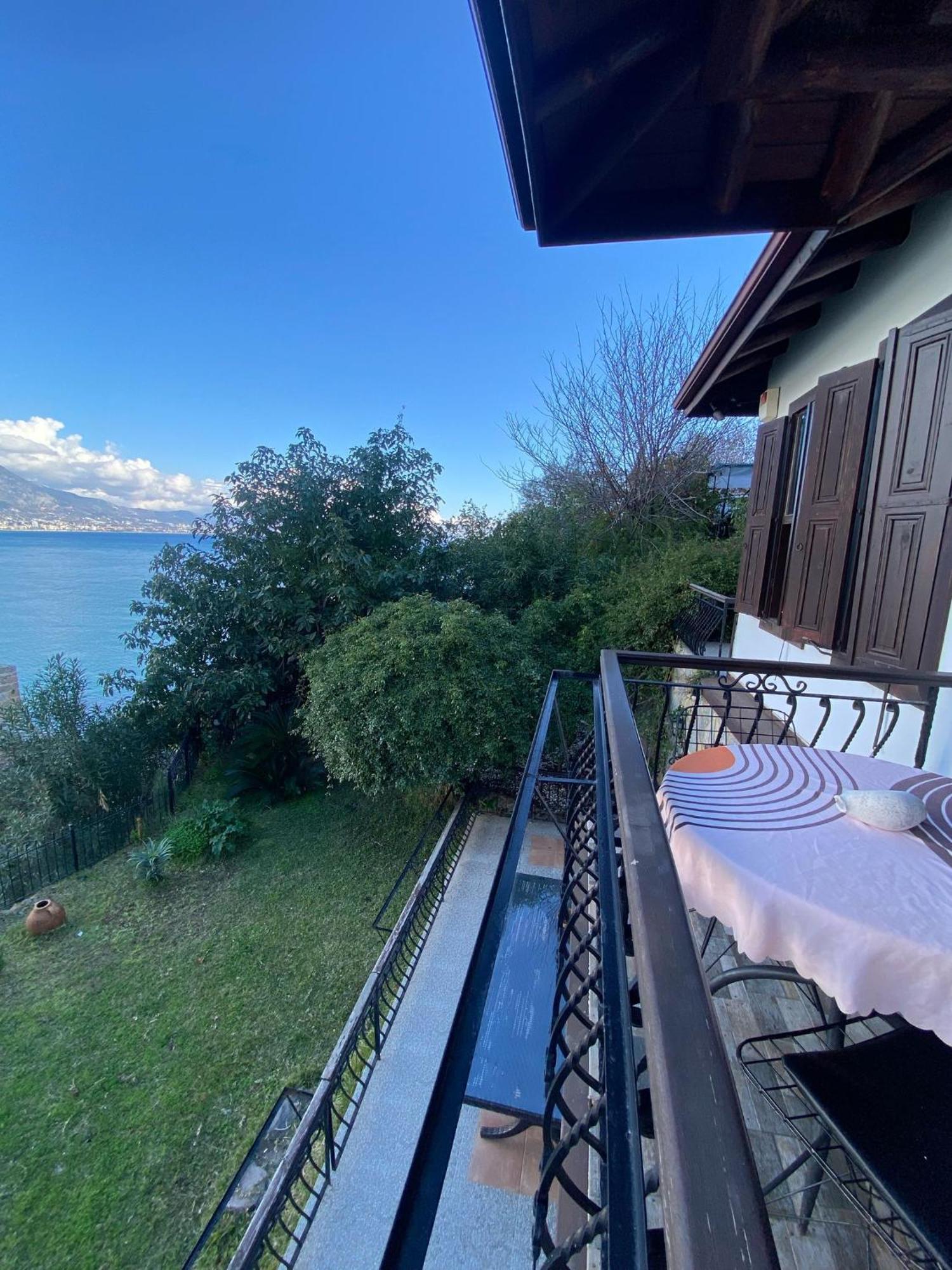 Escape To History In A Stunning Stone House With Garden And Sea View In The Heart Of * Alanya