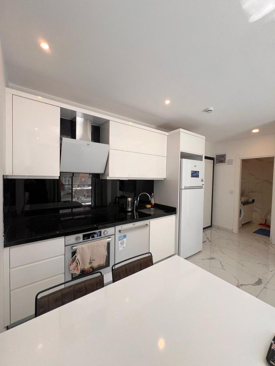 Apartment Family Near Cleopatra *