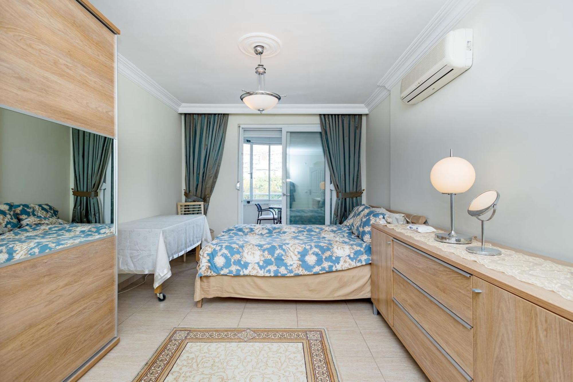 Center House - Double Or Whole Homestay