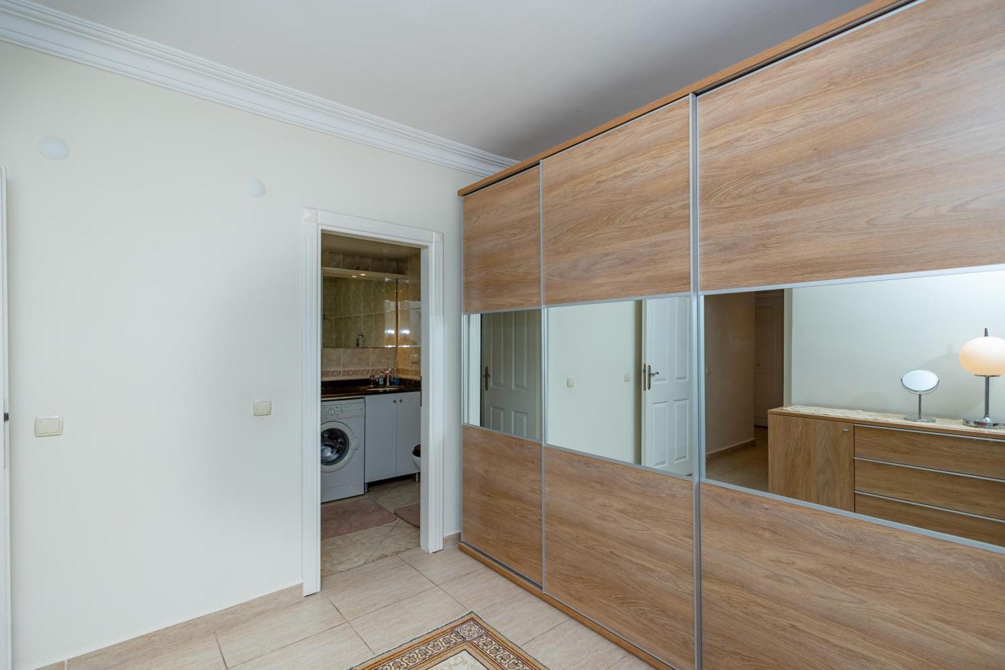 Center House - Double Or Whole Homestay *