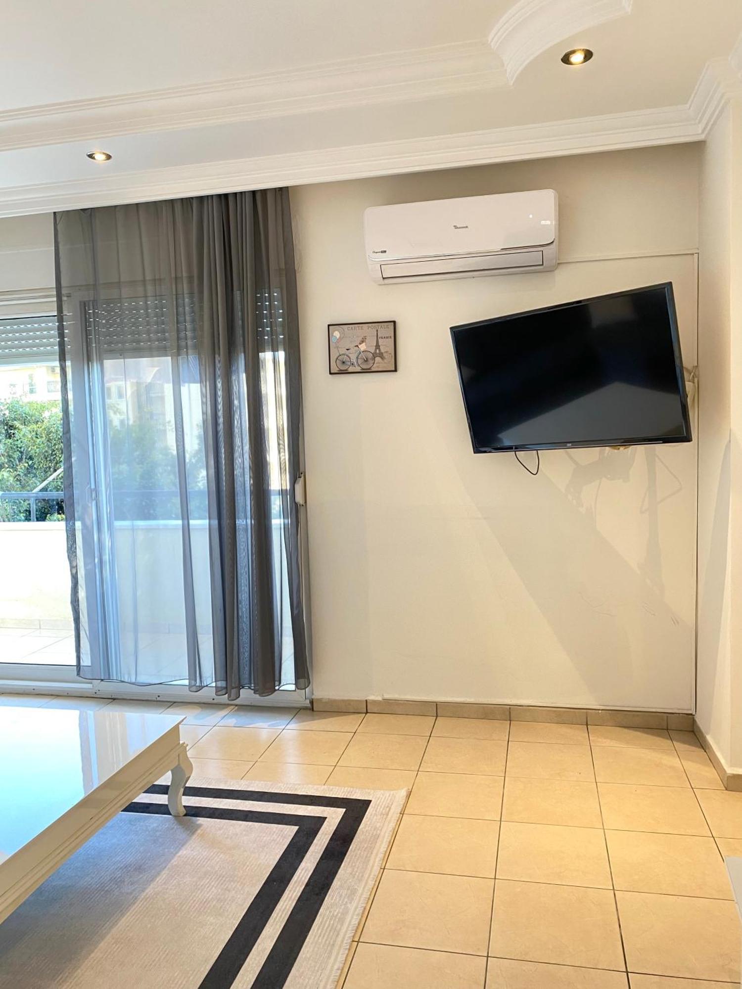 Zerrin Hanim Suit&apart