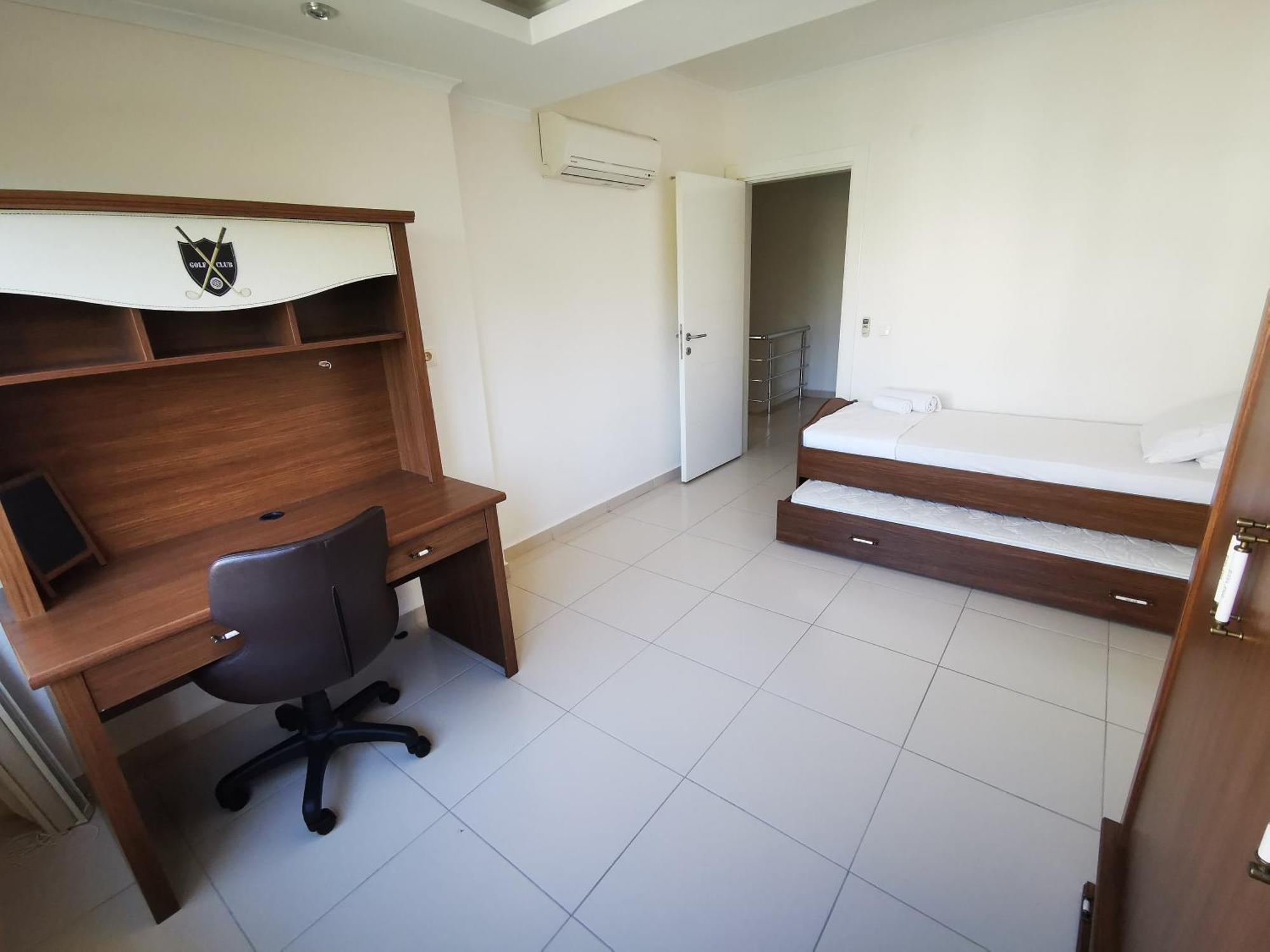 Orion Valley Apartment