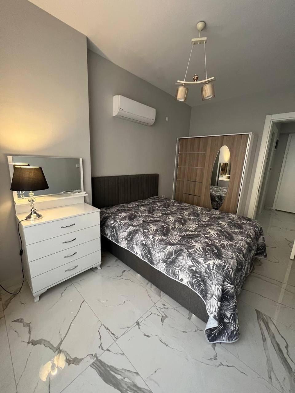 Daire Sa Apartments! 300m To The & Yekta Mall