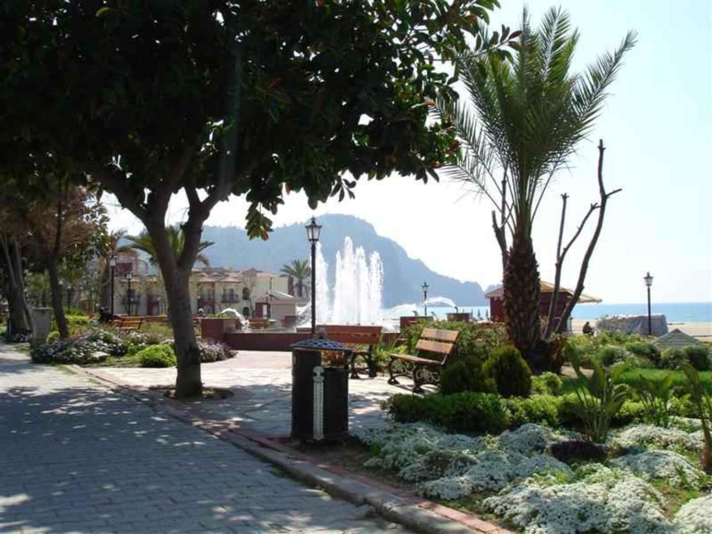 With A Pool And Jacuzzi * Alanya