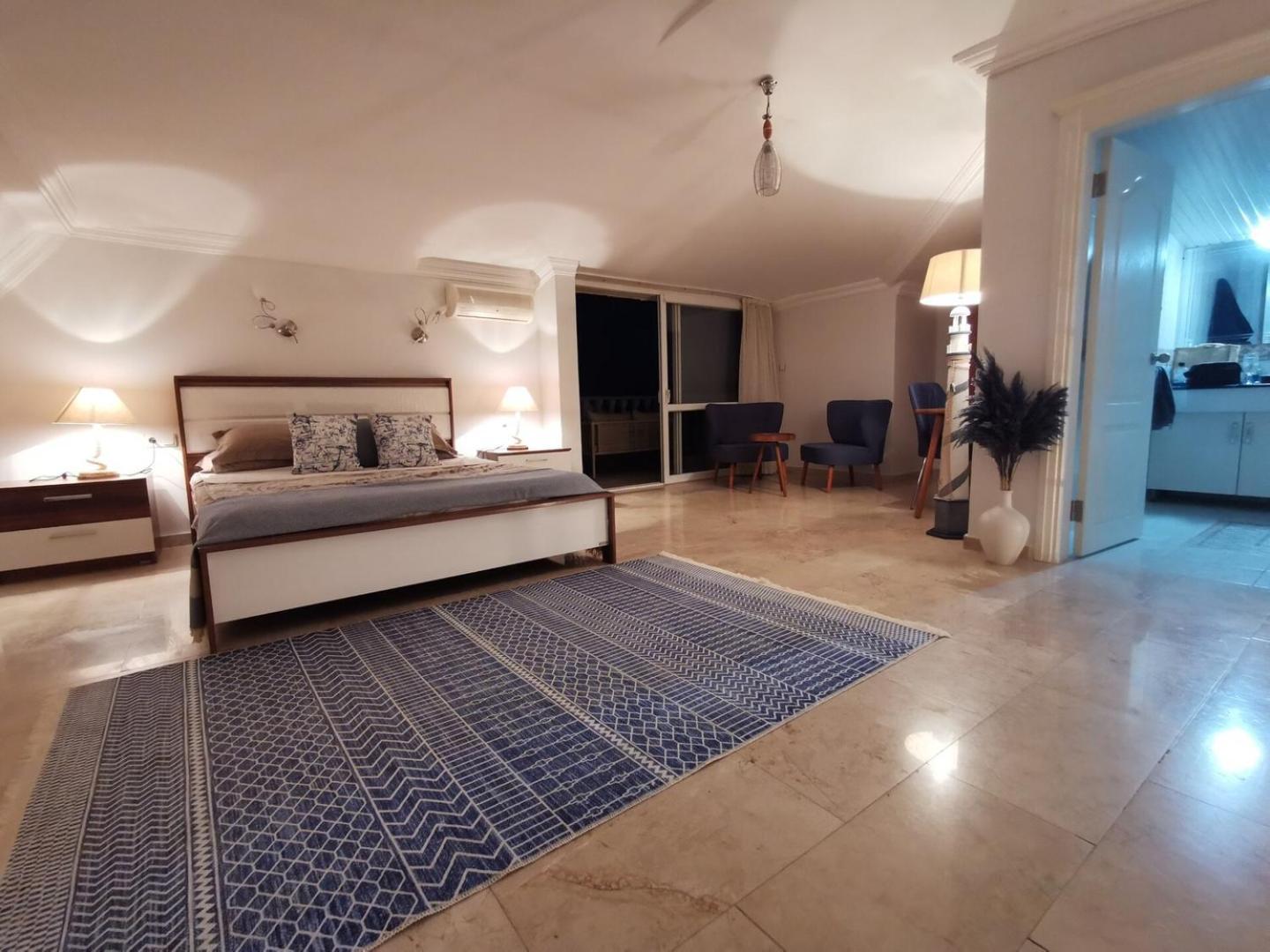 With A Pool And Jacuzzi * Alanya