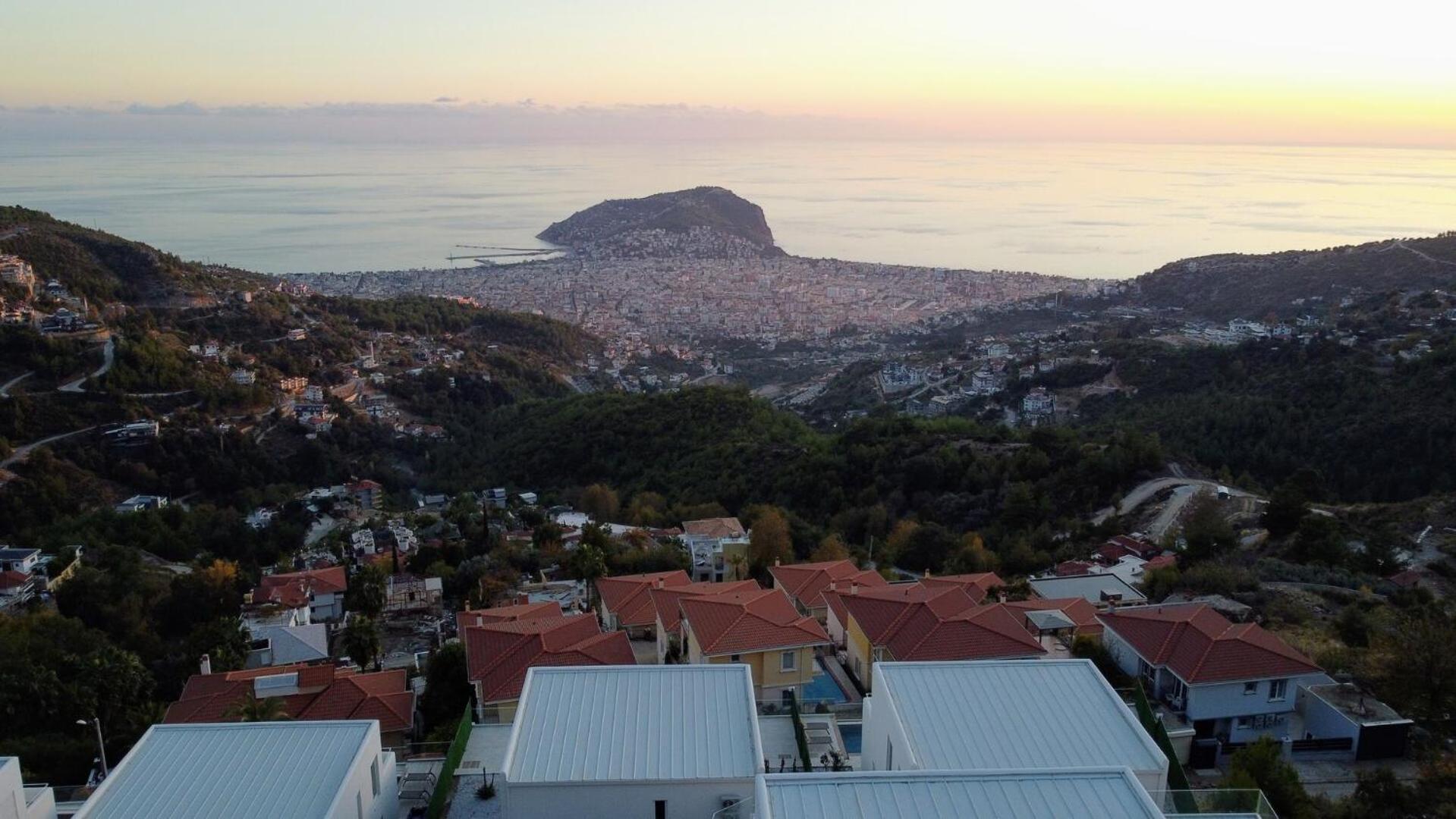 Charming With A Pool Holiday home Alanya