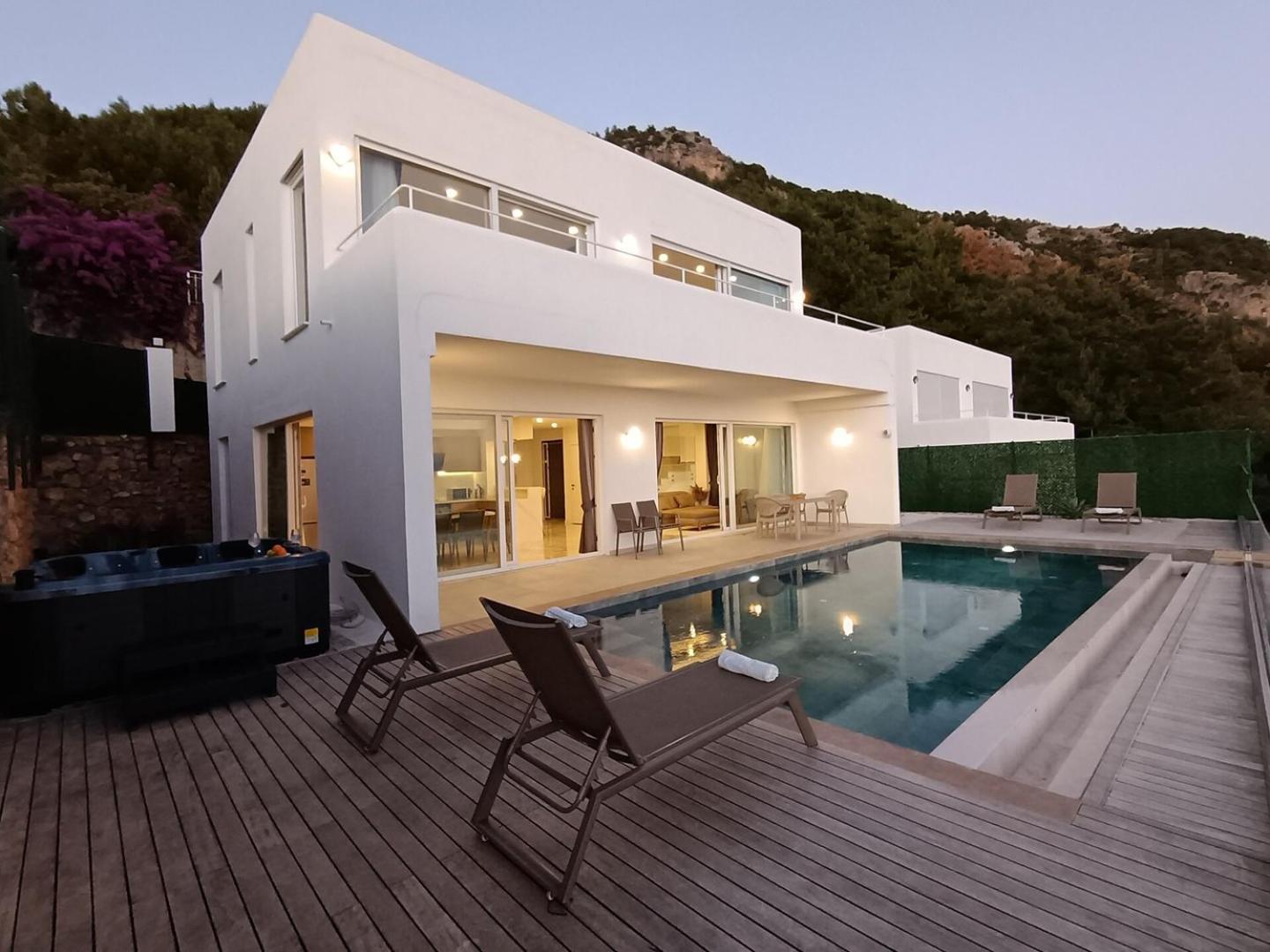 Charming With A Pool Holiday home Alanya