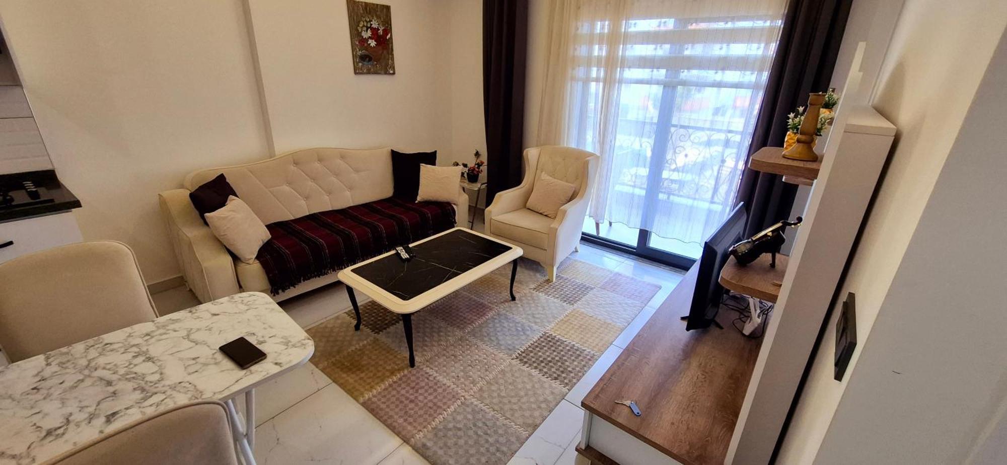 Apartment Life 6 *