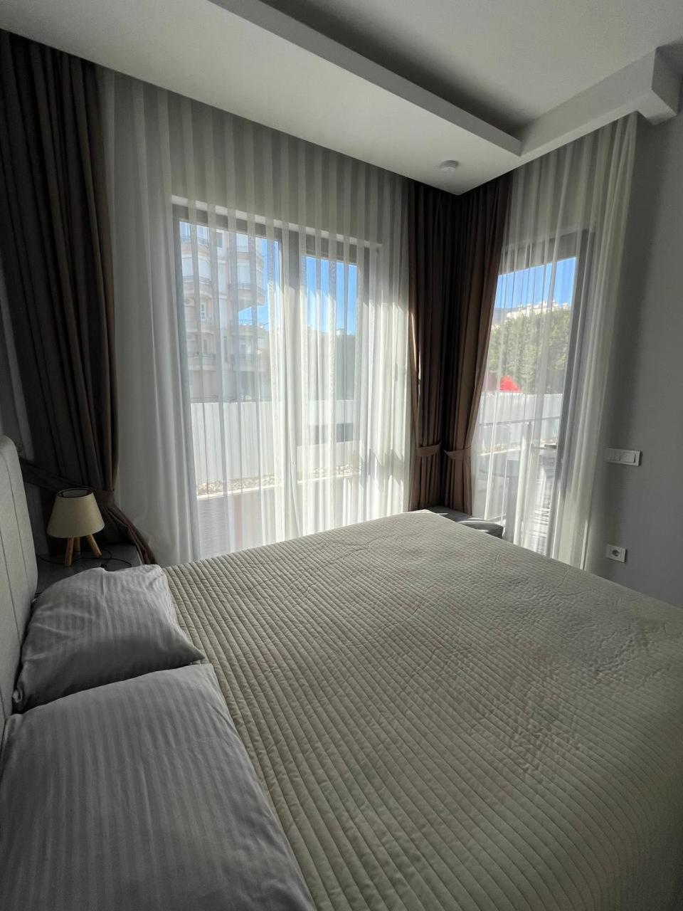 The Yacht Apartments-tranquiliti And Comfort In The Heard Of 200m To Keykubat Apartment Alanya