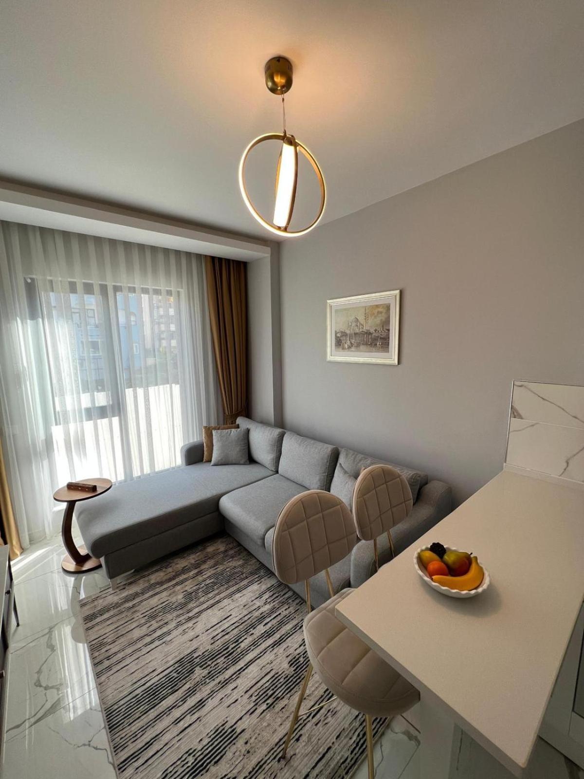 The Yacht Stylish 1 Bedroom Apartment, , Center, 250m To *
