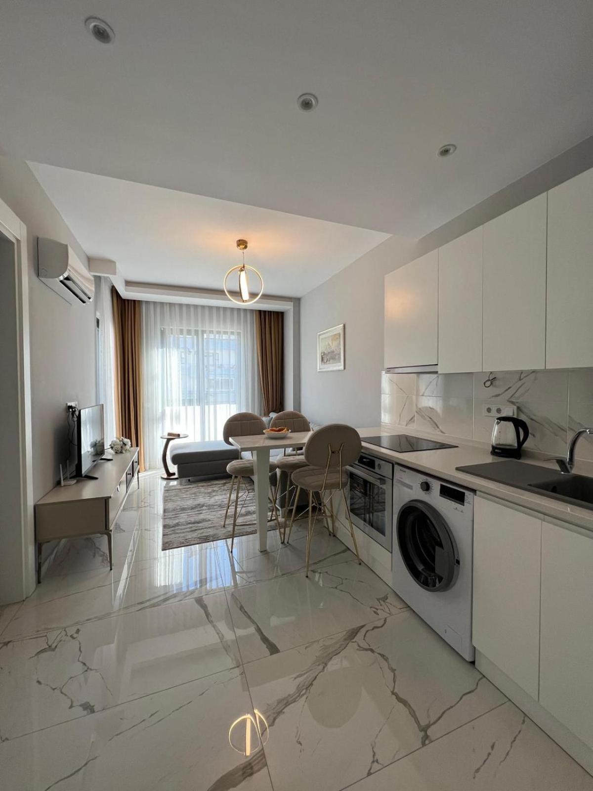 The Yacht Stylish 1 Bedroom Apartment, , Center, 250m To Apartment Alanya